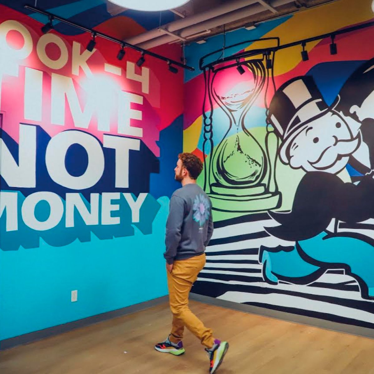 Mural Look For Time Not Money
